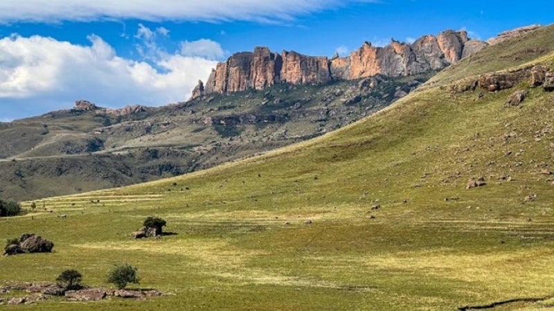 Landscape photo of rocky hills in South Africa.